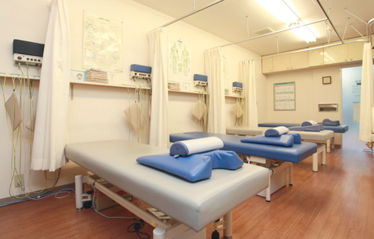 北村整骨鍼灸院院内